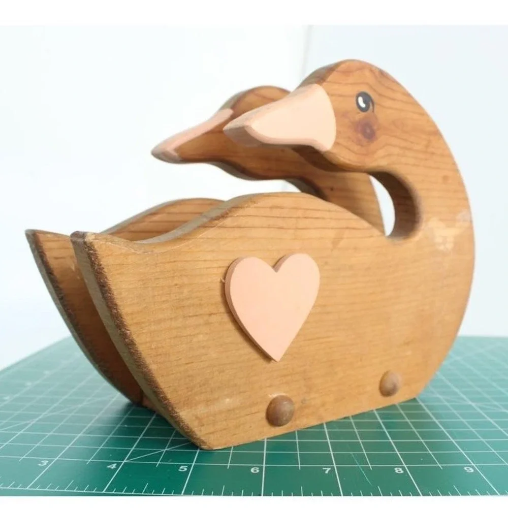 Vintage Wooden Goose Napkin Holder Heart‎ Country Farmhouse Decor Brown 7.5in